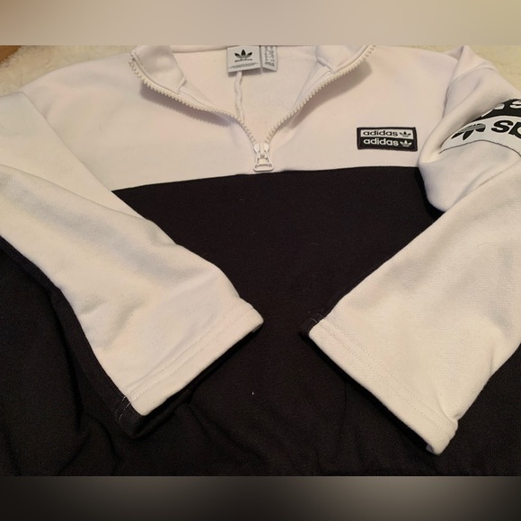 Adidas 1/4 Zip Crop Sweater - Picture 9 of 10